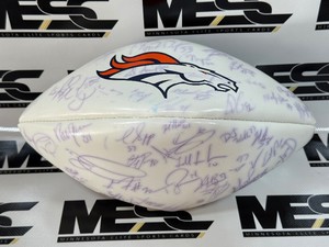 Denver Broncos 2005 Team Signed Football w Beckett LOA - John Lynch, Rod Smith, Ron Dayne, Jake Plummer, Ben Hamilton, and many more
