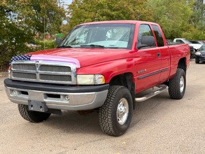 2001 DODGE RAM 2500 SLT PLUS 93k Miles  4X4 (NO RESERVE)