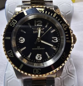 NEW Invicta Specialty Mens Watch  Model 6947  Black & Gold-Tone  40mm  Box & Tag