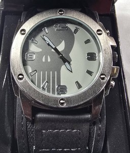 MARVEL Punisher Oversized Collector Watch  Wide Black Cuff Band  Original Box