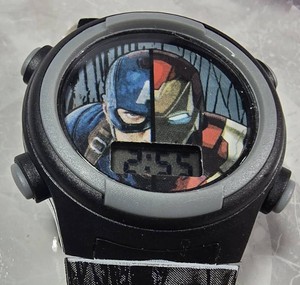 Marvel Captain America Civil War LCD Watch  Captain America & Iron Man  NEW