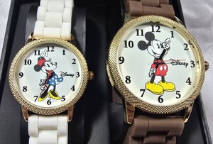 NEW OLD STOCK Disney Mickey & Minnie Mouse His & Hers Watch Set  Original Box