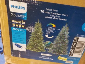 Phillips 7.5 ft Balsam Fir Tree 2000 Bi-Color LED Lights new in box