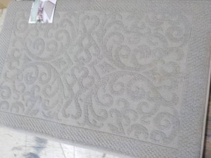 Scroll Foam Bath Mat 24 x 36