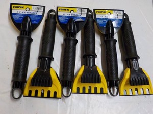 6 RainX 11 Ice Scrapers