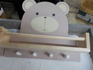2 Kids Wall Hooks