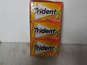 12 Trident 14 Sticks per Pack Tropical Twist Sugar Free Gum