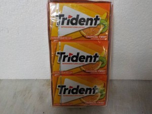 12 Trident 14 Sticks per Pack Tropical Twist Sugar Free Gum