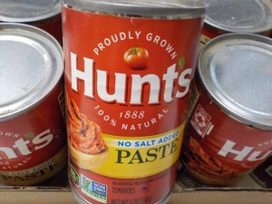 24 Cans Hunts 6 oz Tomato Paste