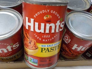 24 Cans Hunts 6 oz Tomato Paste