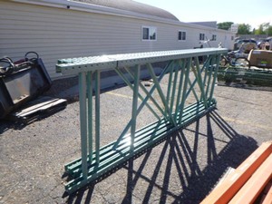 4 Pallet Racking 10 Uprights (Teardrop)