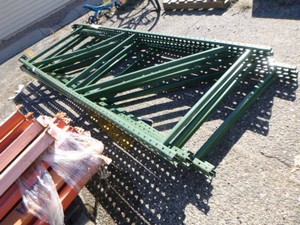 5 Pallet Racking 10 Uprights (Teardrop)