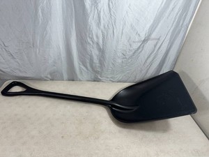 Brand New Bully Tools Poly Scoop Shovel