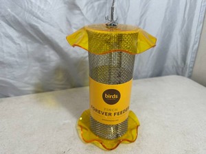 New Birds Choice Finch Forever Feeder