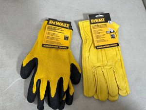 New Dewalt Coated Gripper Gloves and Leather Work Gloves - Size Large