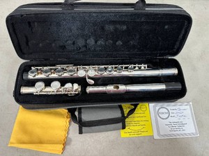 Herche Flute with Case