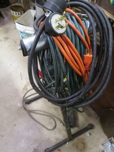 Sheet roller stand with misc gaugelength extension cords