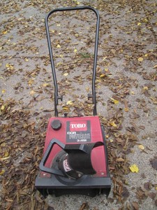 Toro CCR 3hp Powerlite gas snow blower