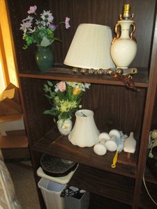 Vintage Decorative pitchers and lamps with bonus decor