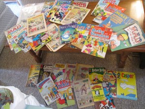 Fantastic variety of Vintage comic books from a wide variety of makers such as Marvel, DC, Harvey, Star Comics, Dell Comics