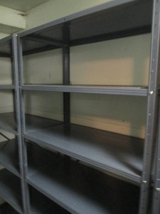 Metal Multi-tier storage shelf approx 36x20x72in
