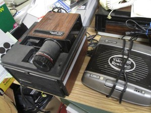 Projector and video rewinder