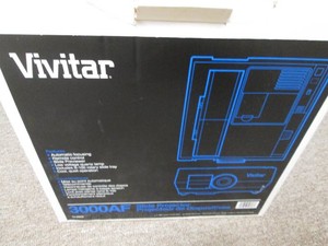Vivitar slide projector, appearn new in box