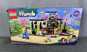 LEGO Friends Heartlake City Cafe 426 Piece Set, 42618 - Brand New 