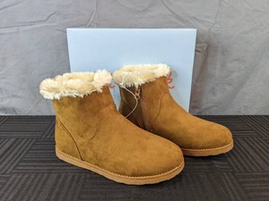Cat & Jack Georgeina Boots Kids Size 4, Chestnut - Brand New 