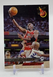 Michael Jordan 1993-94 Fleer Ultra Basketball Card No. 30