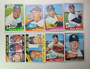 1965-66 Topps 8-Card Vintage Baseball Card Lot