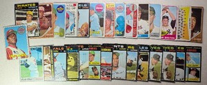 1962-69 Topps 29-Card Vintage Baseball Card Lot w Stars