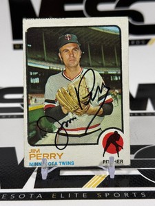 Jim Pery Auto 1973 Topps #385 Vintage Minnesota Twins Baseball Card