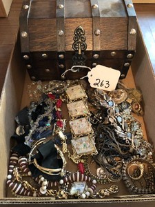 Vintage jewelry with box, some rings