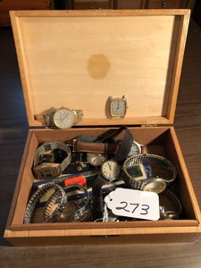 Mens wrist watches