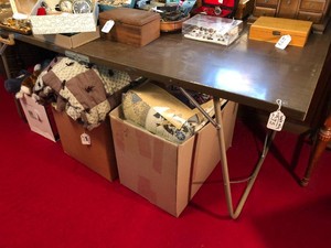 Metal fold up table