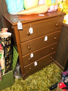 Dresser
