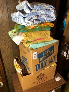 Bath towels, many new 2 boxes of