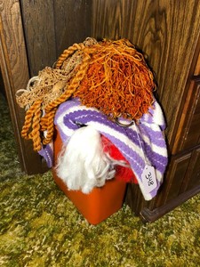 Macram items and yarn