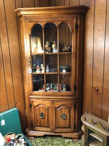 Corner cabinet, lighted cabinet ONLY