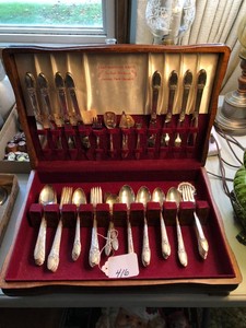 Rogers Bros silverplate silverware, most pattern First Love does not all match