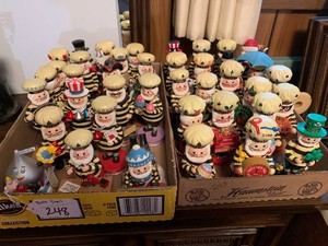 Hershey collectible figurines 2 boxes of