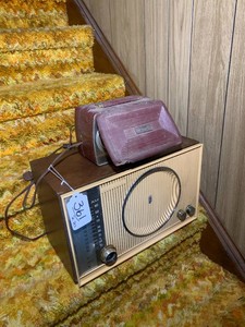 Vintage radios - Motorola and Zenith