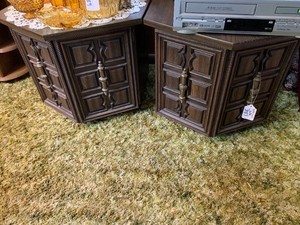 (2) Octagon shape end tables