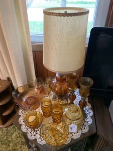 Amber glassware with lamp