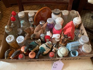 Salt and pepper shaker collection, some advertising