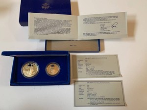 United States 1986 Liberty silver dollar and half dollar set
