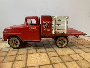 Tonka Farms toy truck