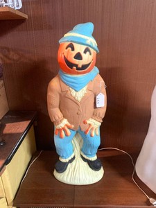 Blow mold scarecrow