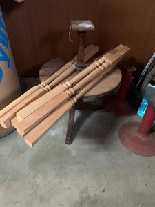 Spindles and round table that needs repair